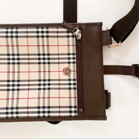 - 🥰Pretty🥰BURBERRY BEIGE CROSSBODY - Picture 5 of 16